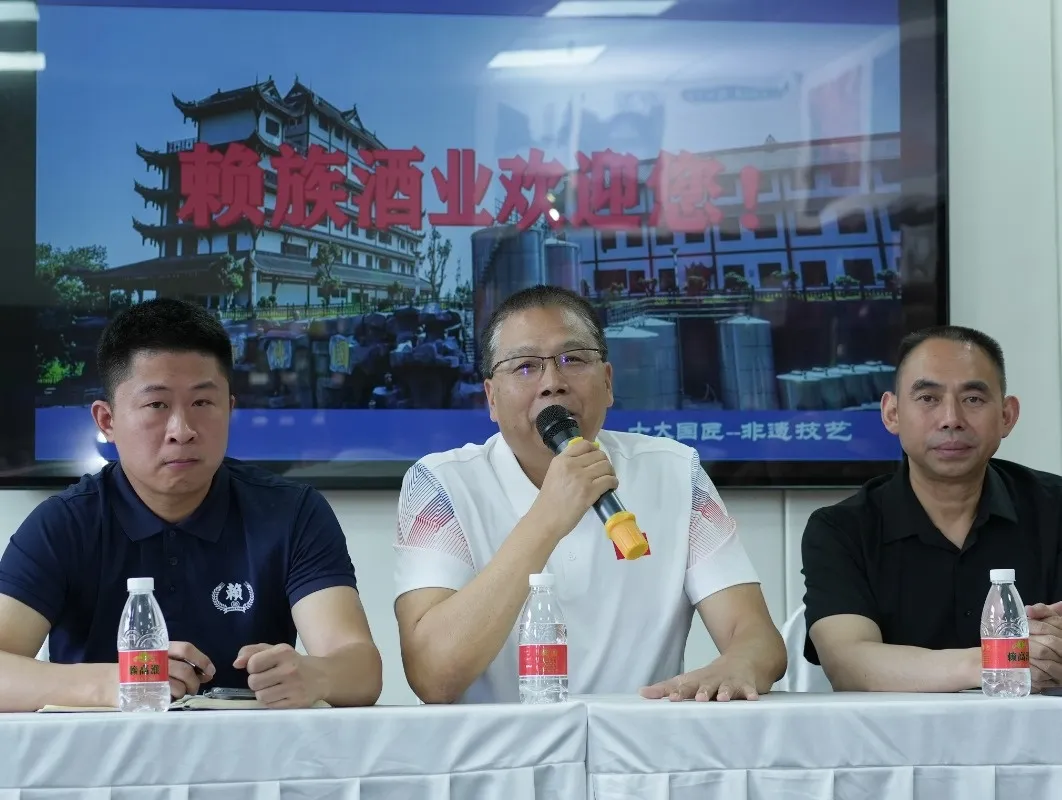 百年匠心映初心， 聚力同行向未来